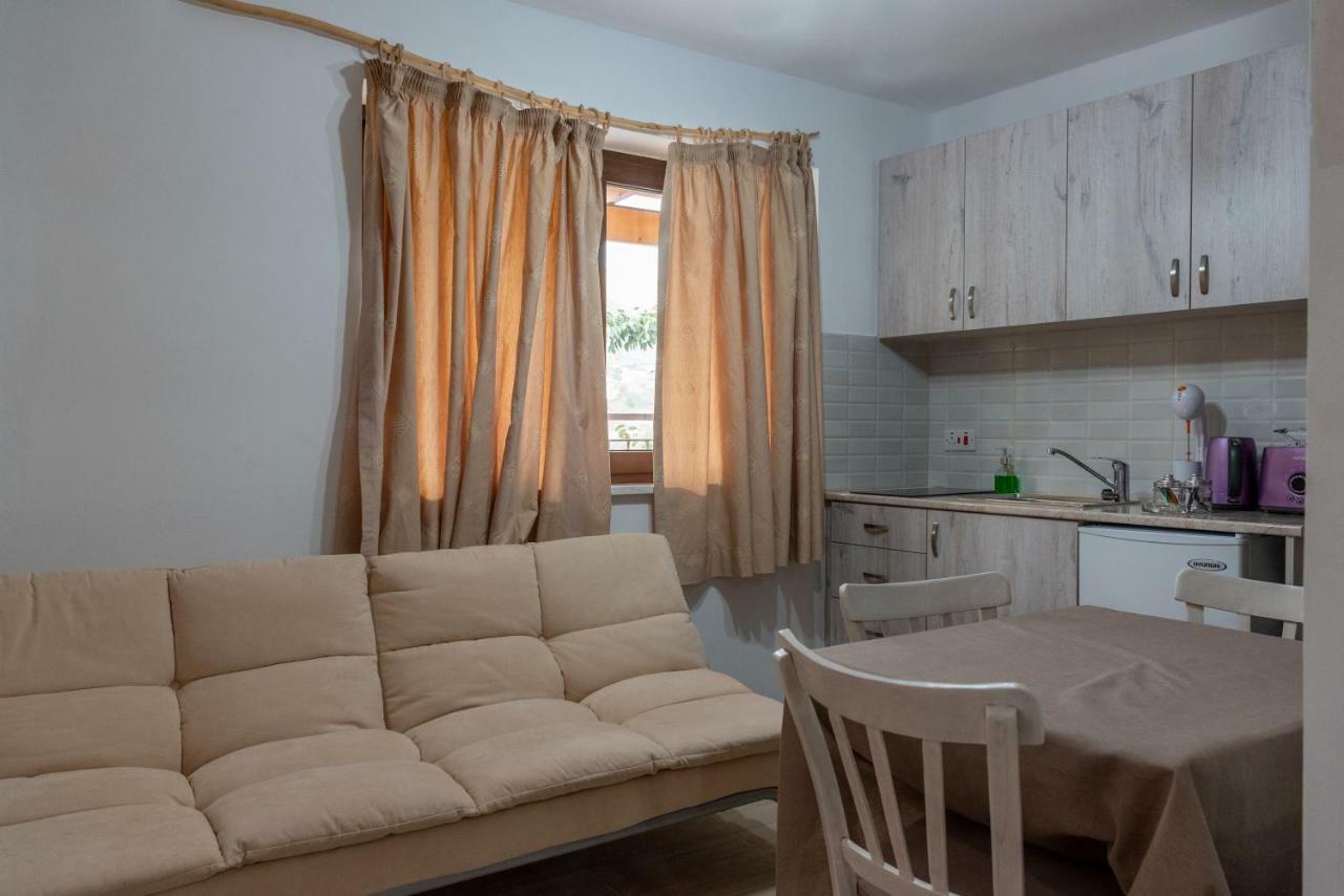 Apartamento To Konatzi Tis Maroulas Kyperounda Exterior foto